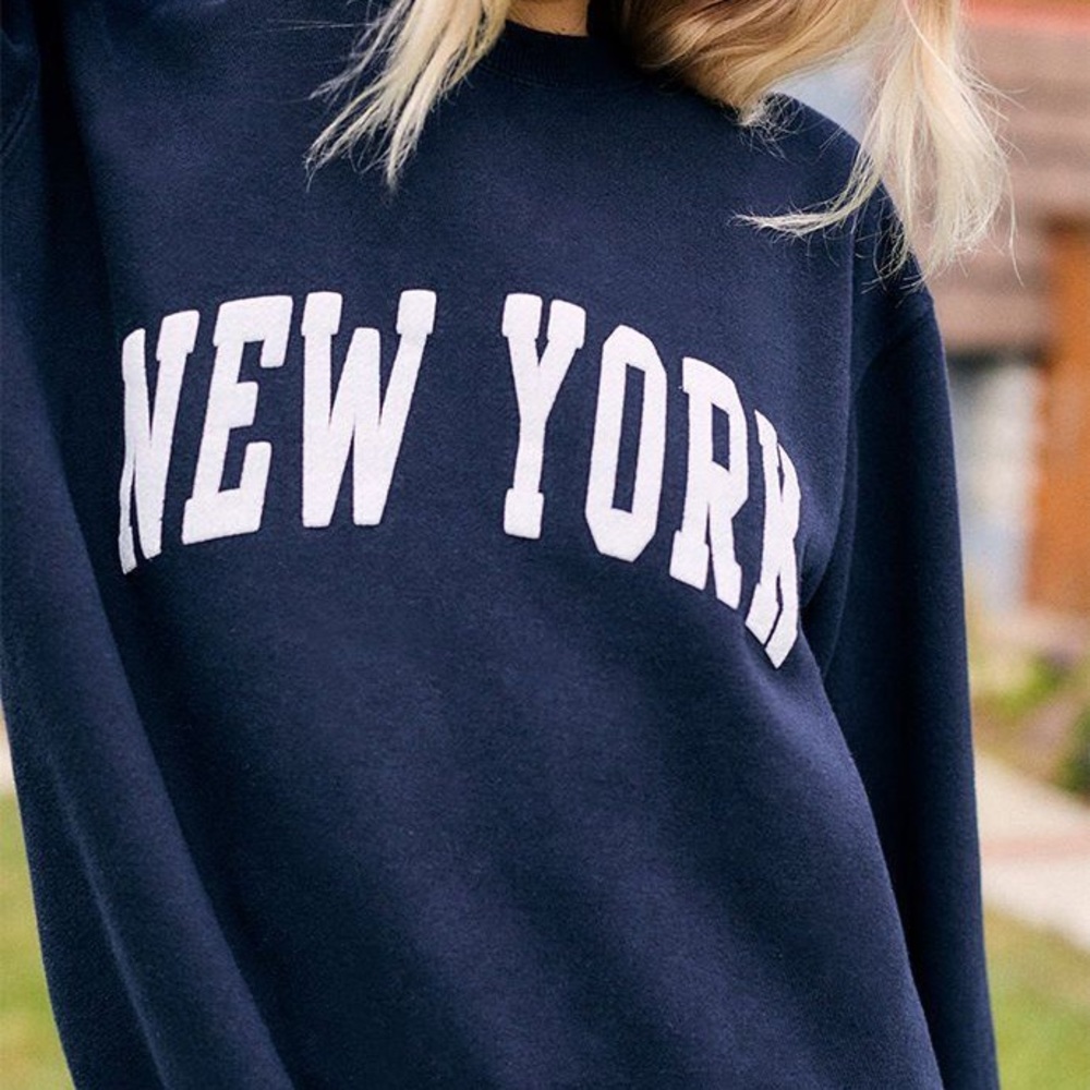 Brandy Melville New York sweatshirt